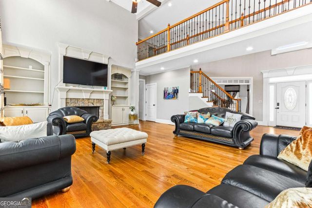 2650 Moon Chase Lane, Buford, GA 30519