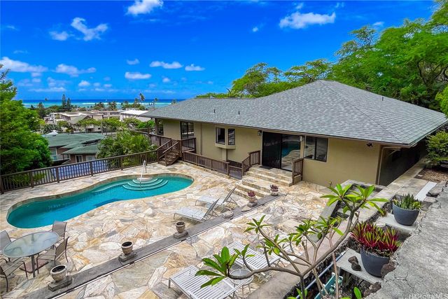 5926 Kalanianaole Highway, Honolulu, HI 96821