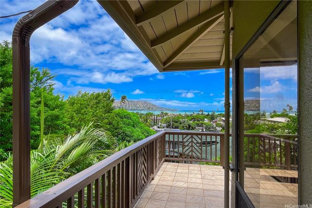 5926 Kalanianaole Highway, Honolulu, HI 96821