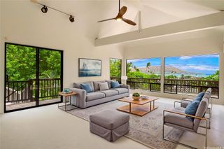5926 Kalanianaole Highway, Honolulu, HI 96821