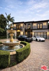 13359 Chandler Boulevard, Los Angeles, CA 91401