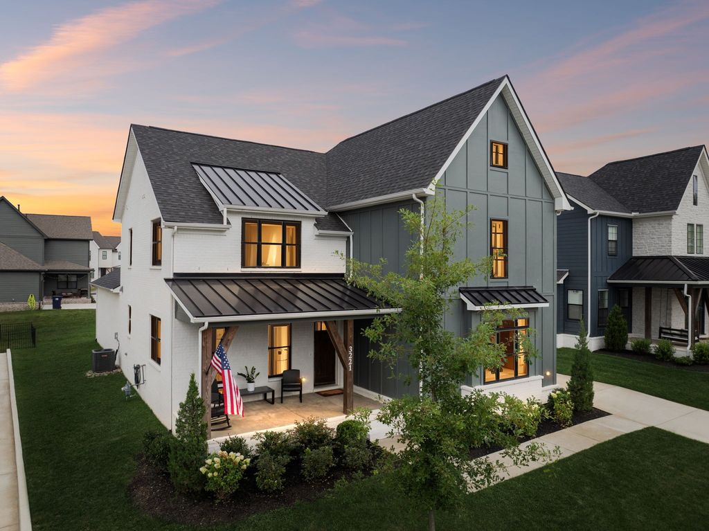 3221 Knotts Dr, Thompsons Station, TN 37179