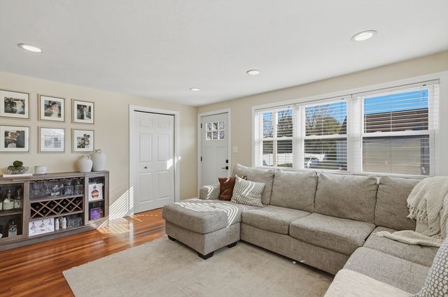 53 Enfield Street, Lowell, MA 01852