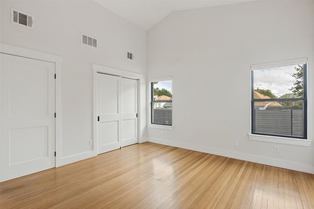 8105 Red Rock CV, Austin, TX 78749