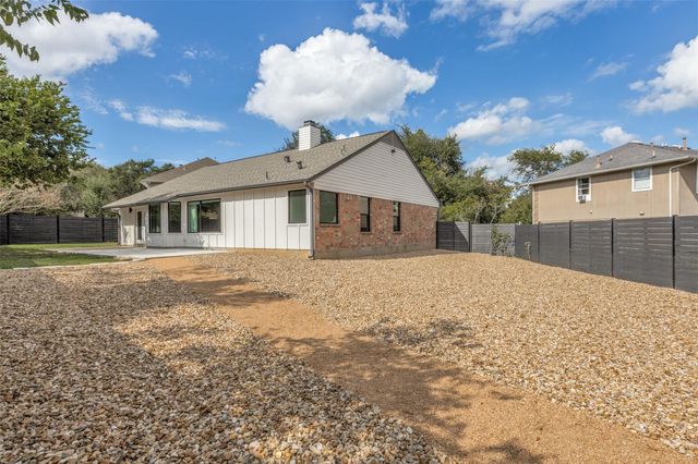 8105 Red Rock CV, Austin, TX 78749