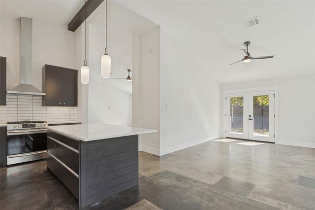 8105 Red Rock CV, Austin, TX 78749