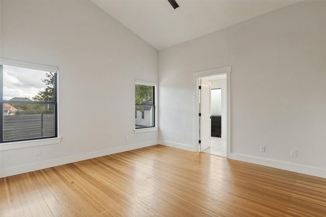 8105 Red Rock CV, Austin, TX 78749