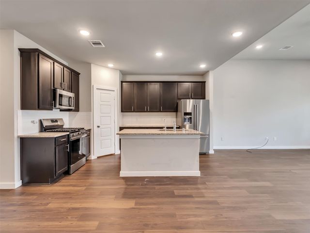 26212 Astral Way, La Marque, TX 77568