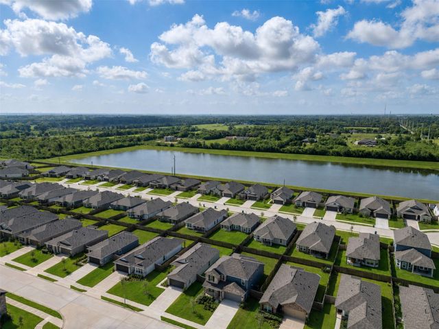 26212 Astral Way, La Marque, TX 77568