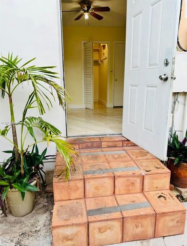 3351 NW 20th Street, Miami, FL 33142