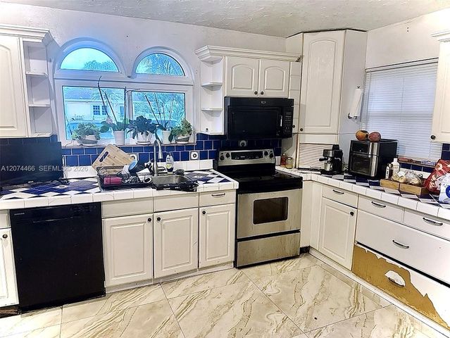 3351 NW 20th Street, Miami, FL 33142