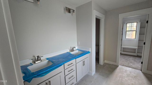 330 Freedom Ridge Drive, Smithfield, NC 27577