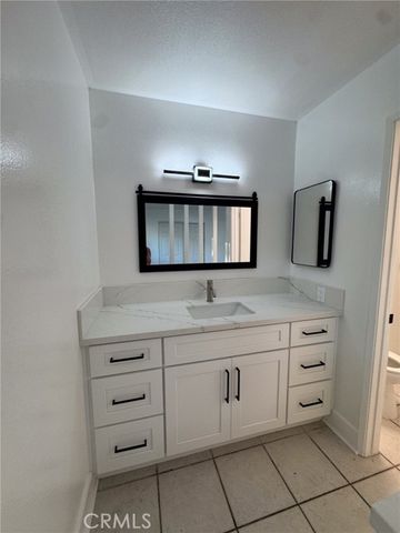 1215 S Athena Way, Anaheim, CA 92806