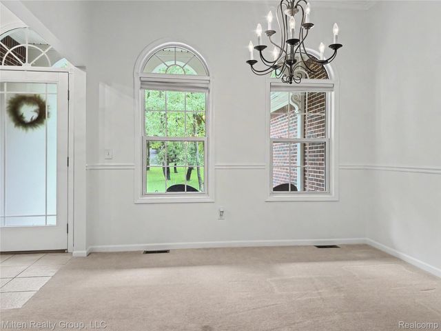 2126 Moorlands View, Oceola Township, MI 48855