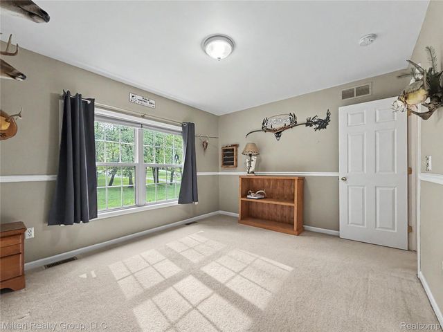2126 Moorlands View, Oceola Township, MI 48855