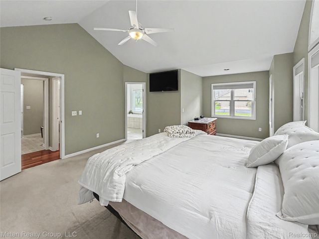 2126 Moorlands View, Oceola Township, MI 48855