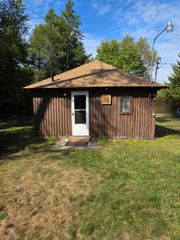 1975 Brown Rd, St. Helen, MI 48656