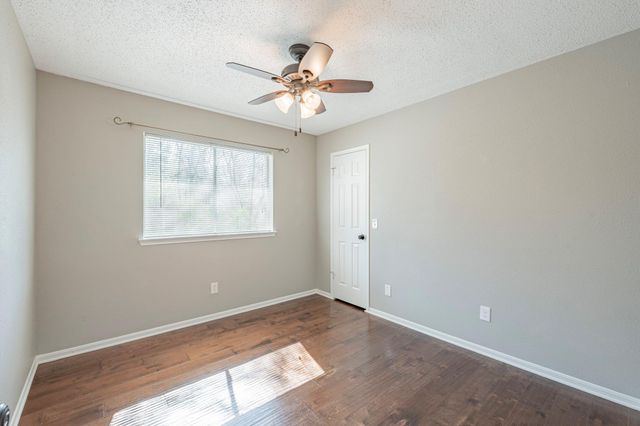 23 E Stony Bridge Circle, The Woodlands, TX 77381