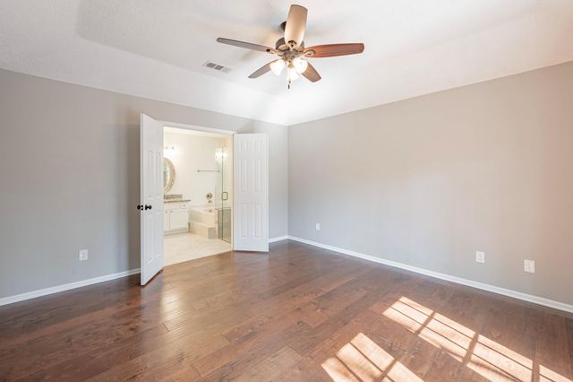 23 E Stony Bridge Circle, The Woodlands, TX 77381