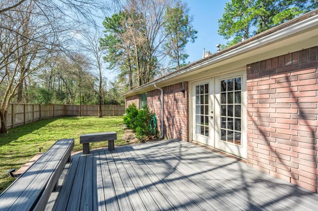 23 E Stony Bridge Circle, The Woodlands, TX 77381