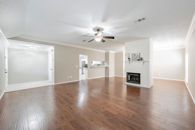 23 E Stony Bridge Circle, The Woodlands, TX 77381