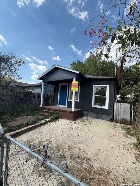1623 MONTEZUMA ST, San Antonio, TX 78207