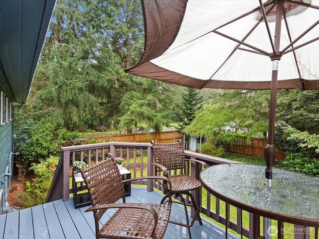 16445 Ambaum Boulevard S, Burien, WA 98148