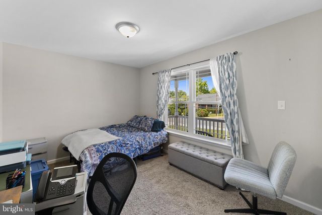 300 STONEWALL ST, Strasburg, VA 22657