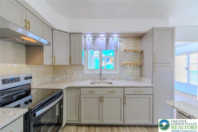 2343 South 9th Street, Allentown City, PA 18103