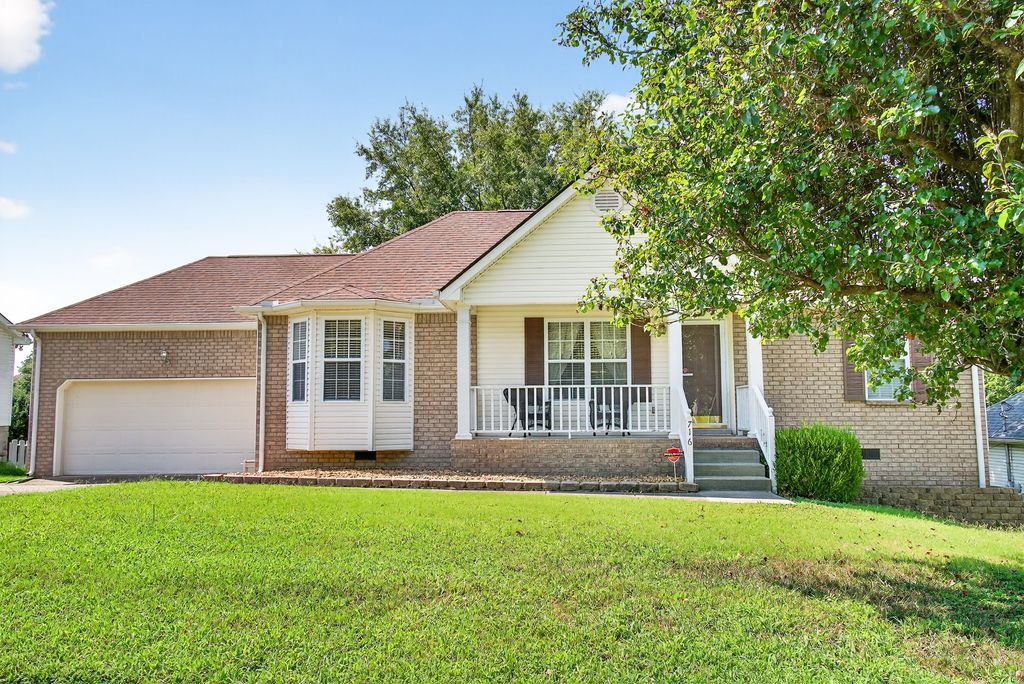 716 Veneta View Dr, Mount Juliet, TN 37122