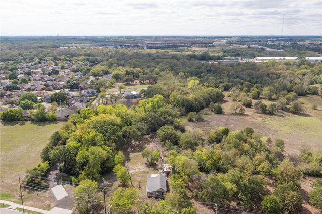 5094 E Mckinney Street, Denton, TX 76208