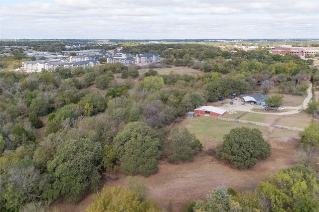 5094 E Mckinney Street, Denton, TX 76208