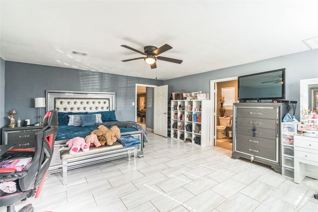 5094 E Mckinney Street, Denton, TX 76208