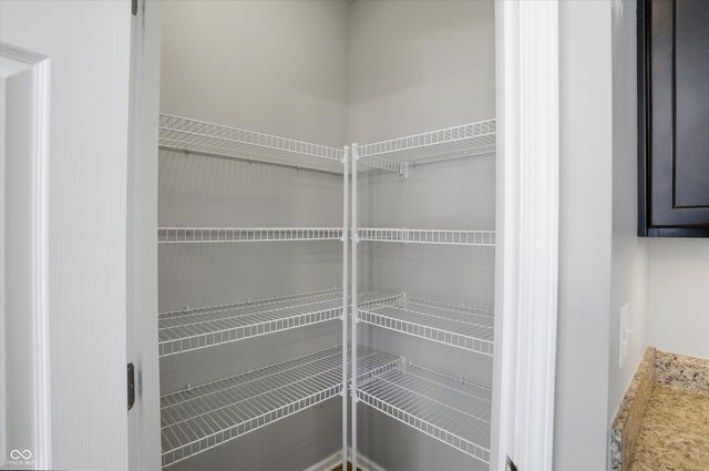 121 Halldale Drive, Whiteland, IN 46184