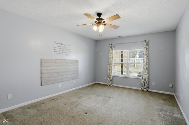 121 Halldale Drive, Whiteland, IN 46184