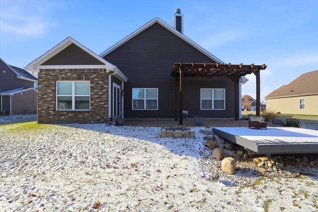 121 Halldale Drive, Whiteland, IN 46184