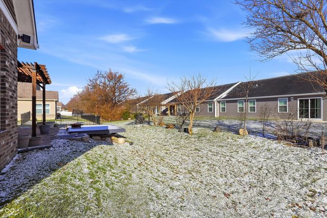 121 Halldale Drive, Whiteland, IN 46184