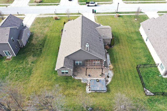 121 Halldale Drive, Whiteland, IN 46184