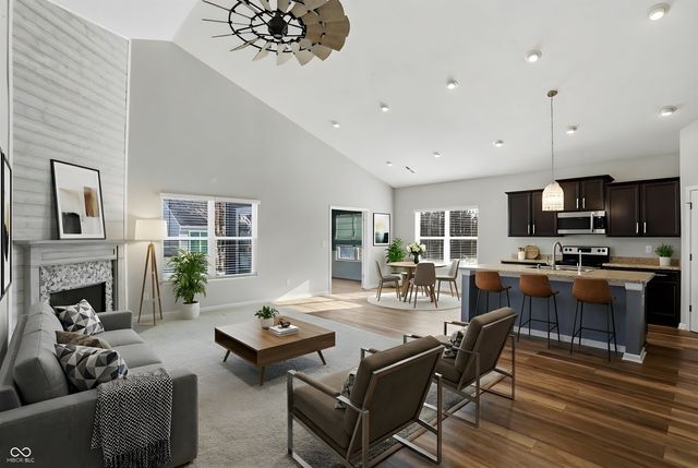 121 Halldale Drive, Whiteland, IN 46184