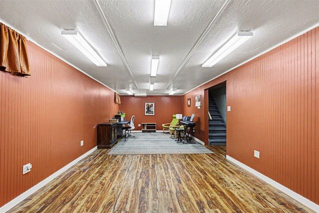 529 Hill Road Court, Marshall, MI 49068