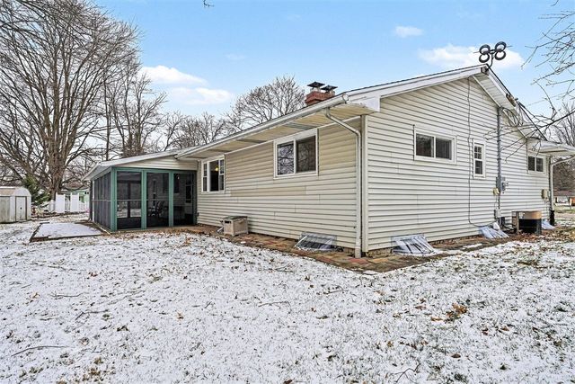 529 Hill Road Court, Marshall, MI 49068