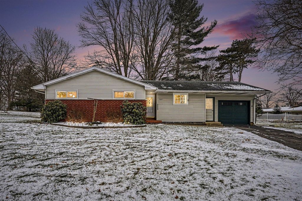 529 Hill Road Court, Marshall, MI 49068