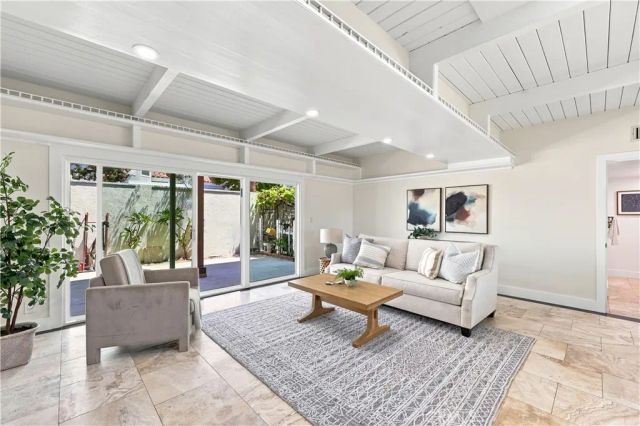 3159 W Lanerose, Anaheim, CA 92804