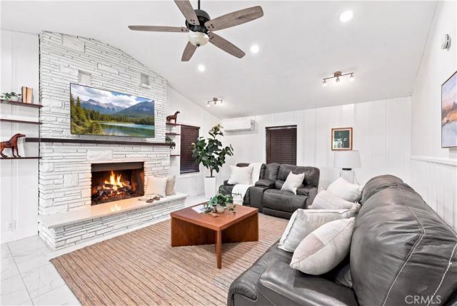 3159 W Lanerose, Anaheim, CA 92804