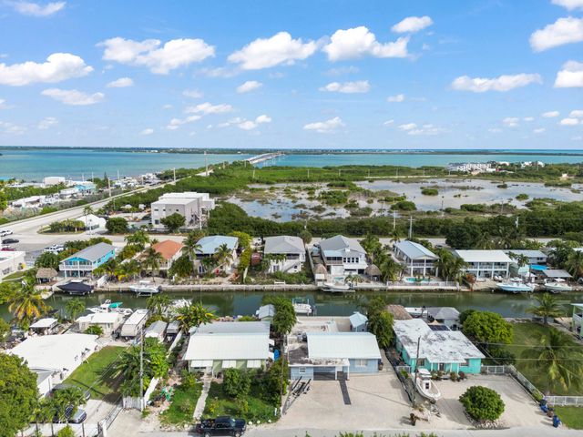 W 56 Shore Drive, Summerland Key, FL 33042