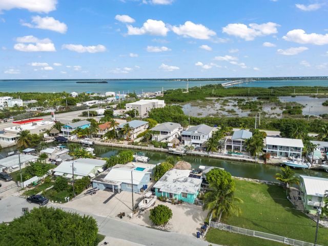 W 56 Shore Drive, Summerland Key, FL 33042