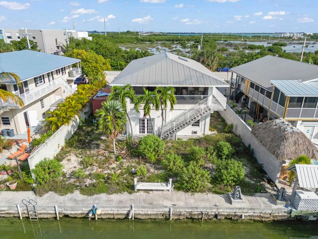 W 56 Shore Drive, Summerland Key, FL 33042