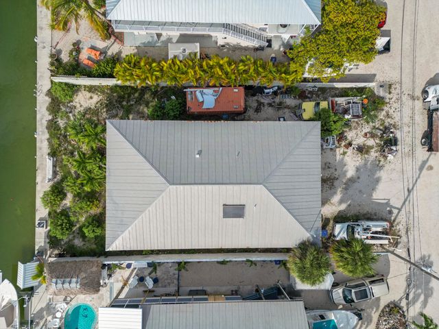 W 56 Shore Drive, Summerland Key, FL 33042