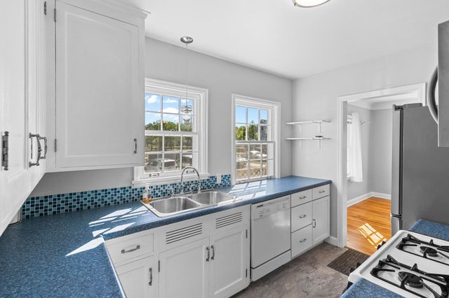 1119 Van Buren Avenue, Saint Paul, MN 55104