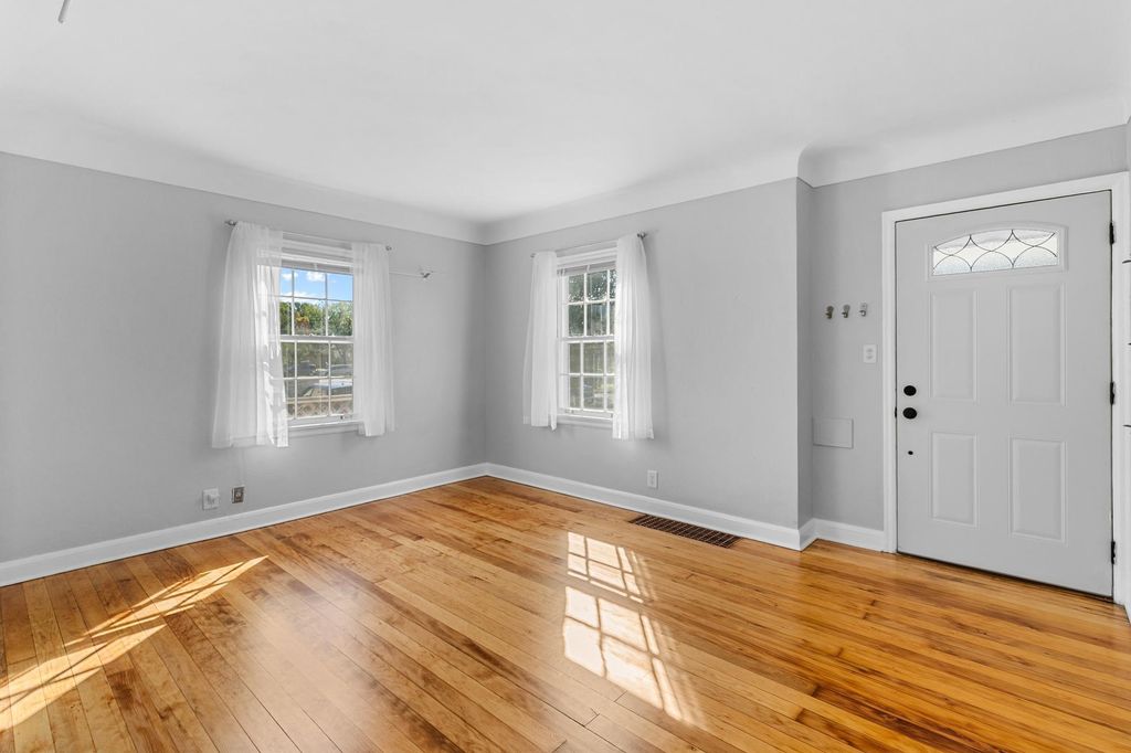 1119 Van Buren Avenue, Saint Paul, MN 55104 — photo 3